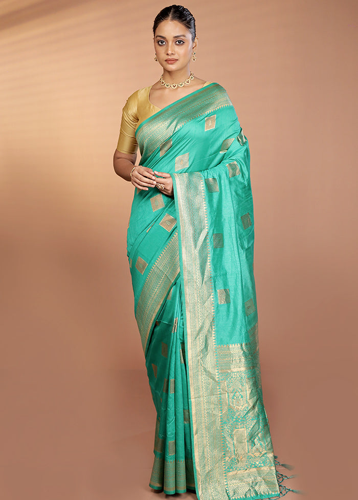 Green Dupion Silk Saree With Blouse Piece