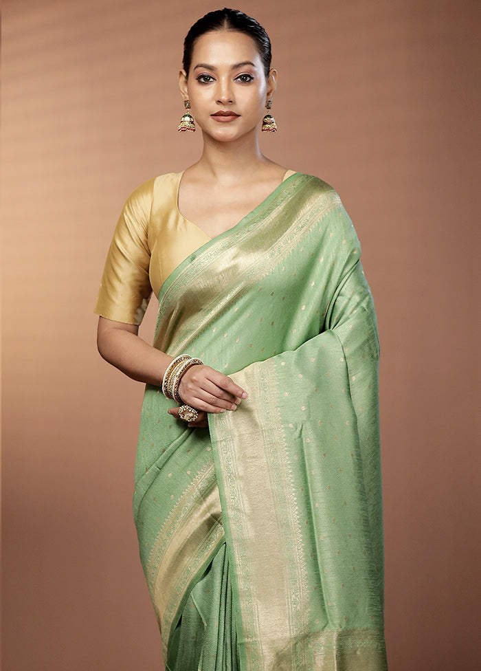 Green Dupion Silk Saree With Blouse Piece