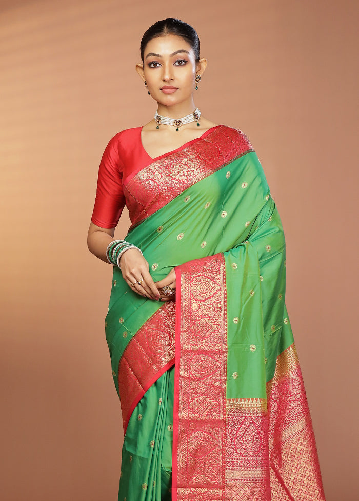 Green Kanjivaram Silk Saree With Blouse Piece