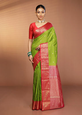 Green Kanjivaram Silk Saree With Blouse Piece