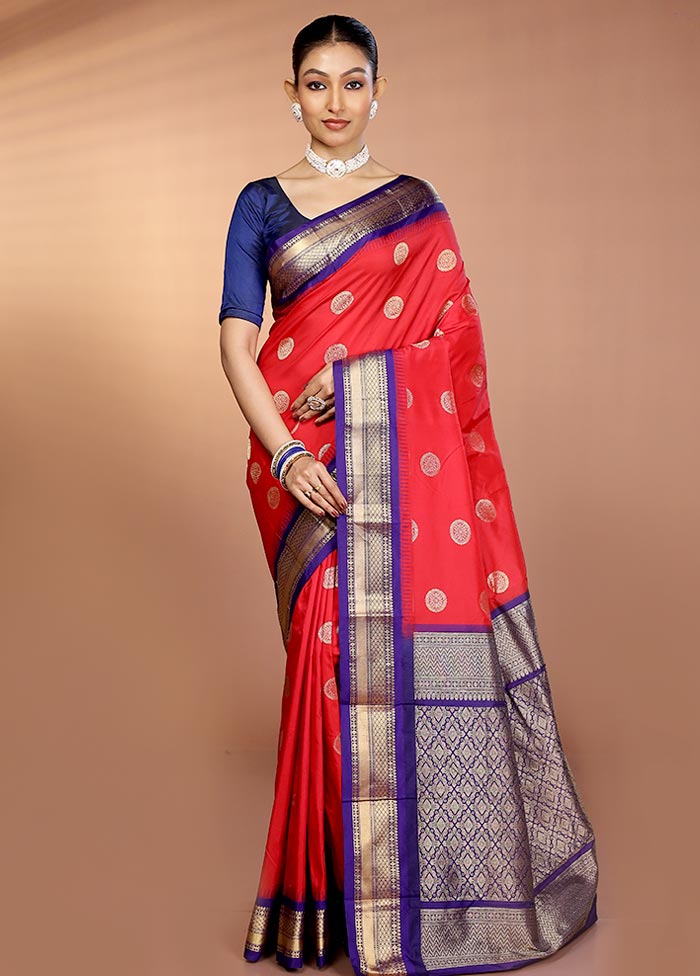 Red Kanjivaram Silk Saree With Blouse Piece