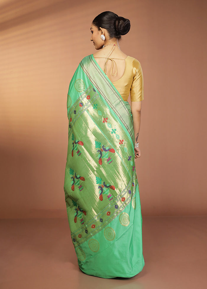 Green Kanjivaram Silk Saree With Blouse Piece