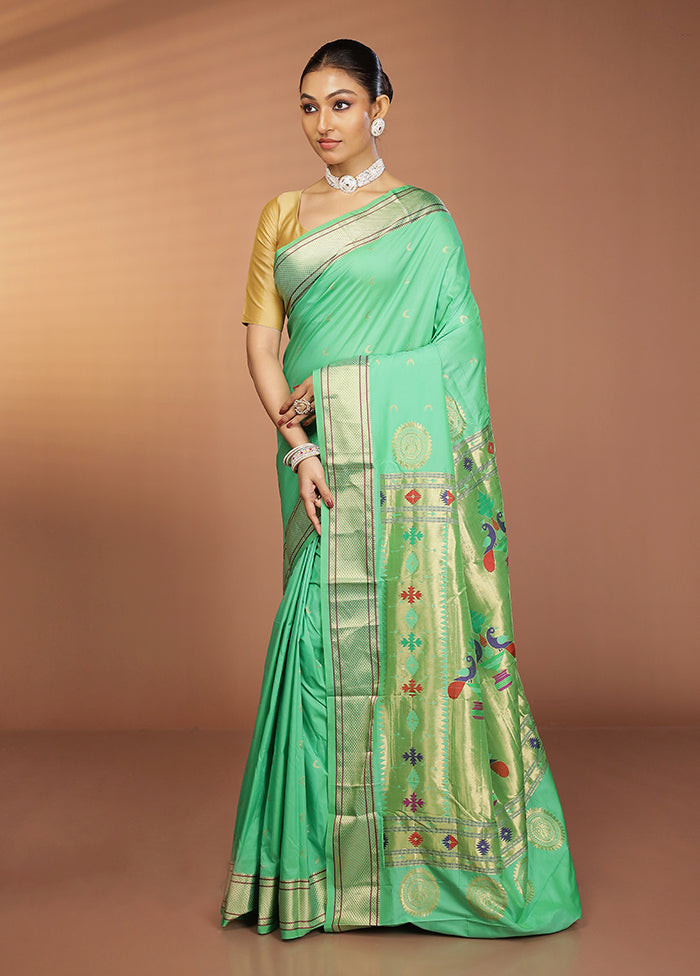 Green Kanjivaram Silk Saree With Blouse Piece