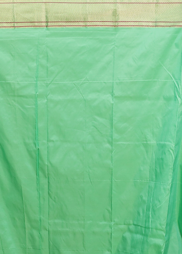 Green Kanjivaram Silk Saree With Blouse Piece