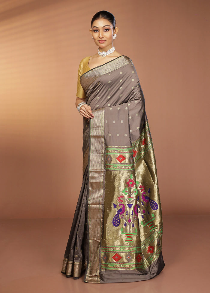 Grey Kanjivaram Silk Saree With Blouse Piece