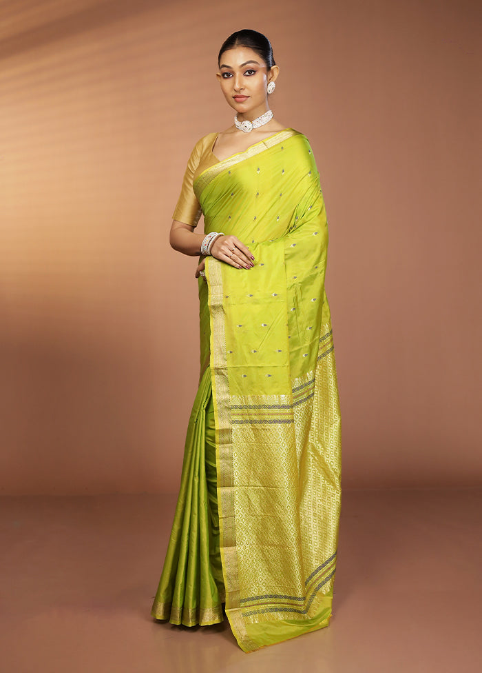 Green Kanjivaram Silk Saree With Blouse Piece