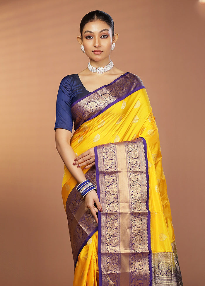 Yellow Handloom Kanjivaram Pure Silk Saree With Blouse Piece
