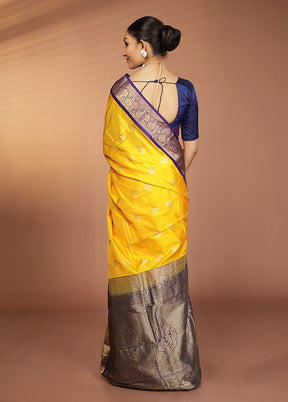 Yellow Handloom Kanjivaram Pure Silk Saree With Blouse Piece