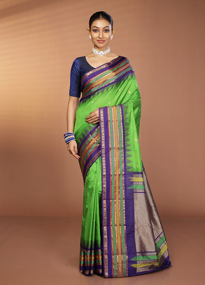 Green Handloom Kanjivaram Pure Silk Saree With Blouse Piece