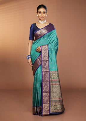 Green Handloom Kanjivaram Pure Silk Saree With Blouse Piece