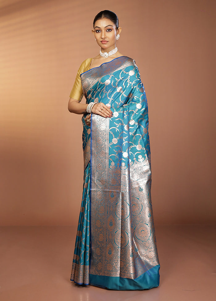 Blue Banarasi Silk Saree With Blouse Piece