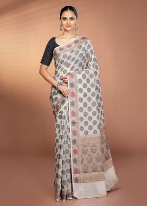 White Kora Silk Saree With Blouse Piece