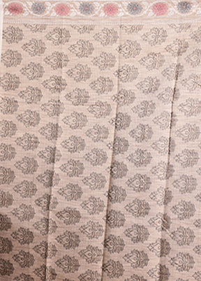White Kora Silk Saree With Blouse Piece