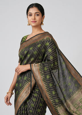Green Kora Silk Saree With Blouse Piece