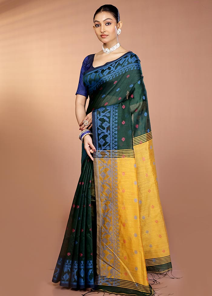 Green Matka Silk Saree With Blouse Piece