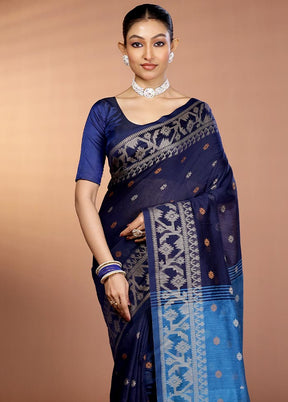 Blue Matka Silk Saree With Blouse Piece