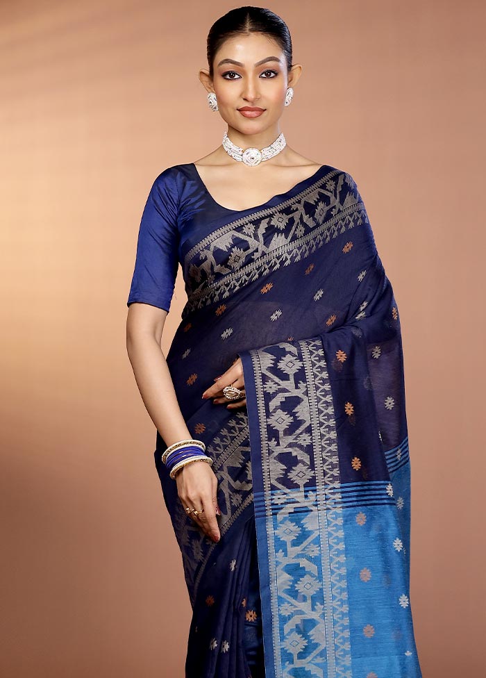 Blue Matka Silk Saree With Blouse Piece