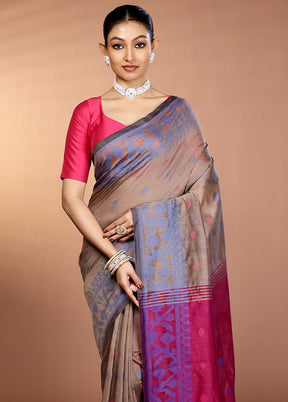Grey Matka Silk Saree With Blouse Piece