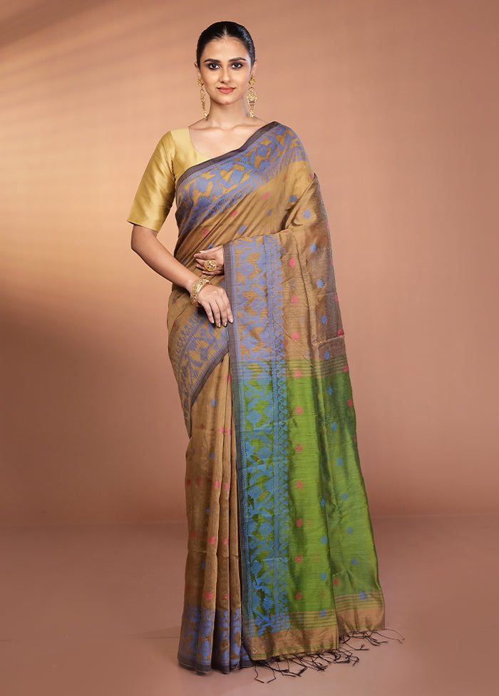 Cream Matka Silk Saree With Blouse Piece