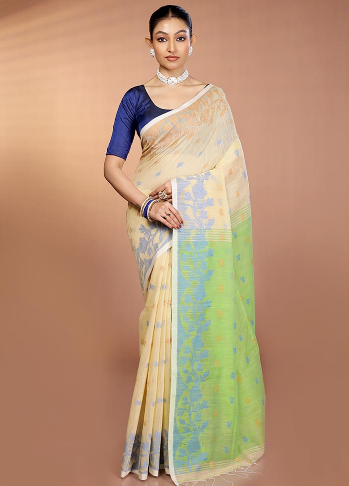 Cream Matka Silk Saree With Blouse Piece