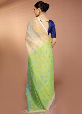 Cream Matka Silk Saree With Blouse Piece