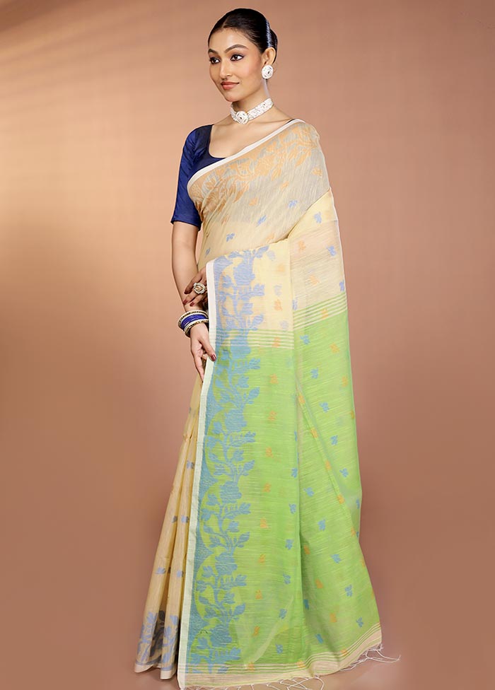 Cream Matka Silk Saree With Blouse Piece