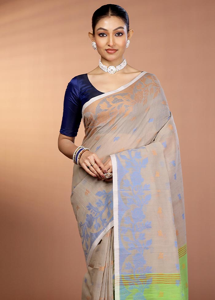 Grey Matka Silk Saree With Blouse Piece