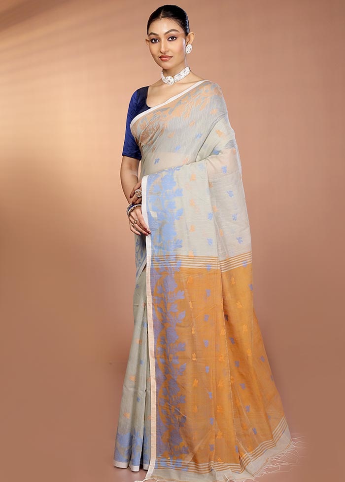 Cream Matka Silk Saree With Blouse Piece