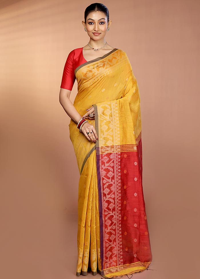 Yellow Matka Silk Saree With Blouse Piece