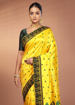Yellow Handloom Assam Pure Silk Saree With Blouse Piece