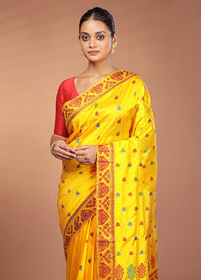 Yellow Handloom Assam Pure Silk Saree With Blouse Piece