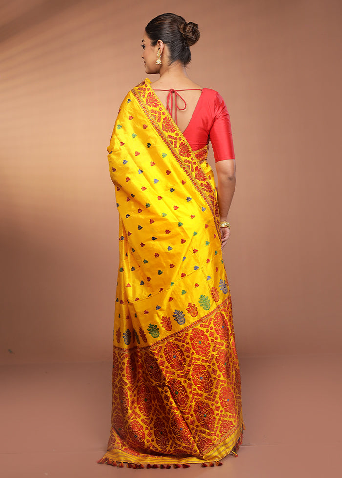 Yellow Handloom Assam Pure Silk Saree With Blouse Piece