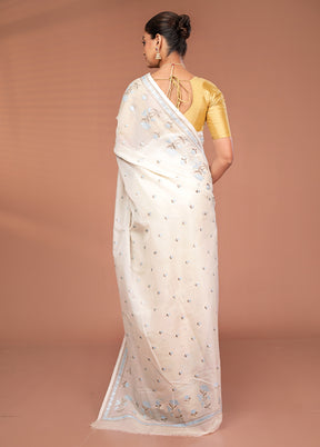 White Pure Cotton Saree With Blouse Piece