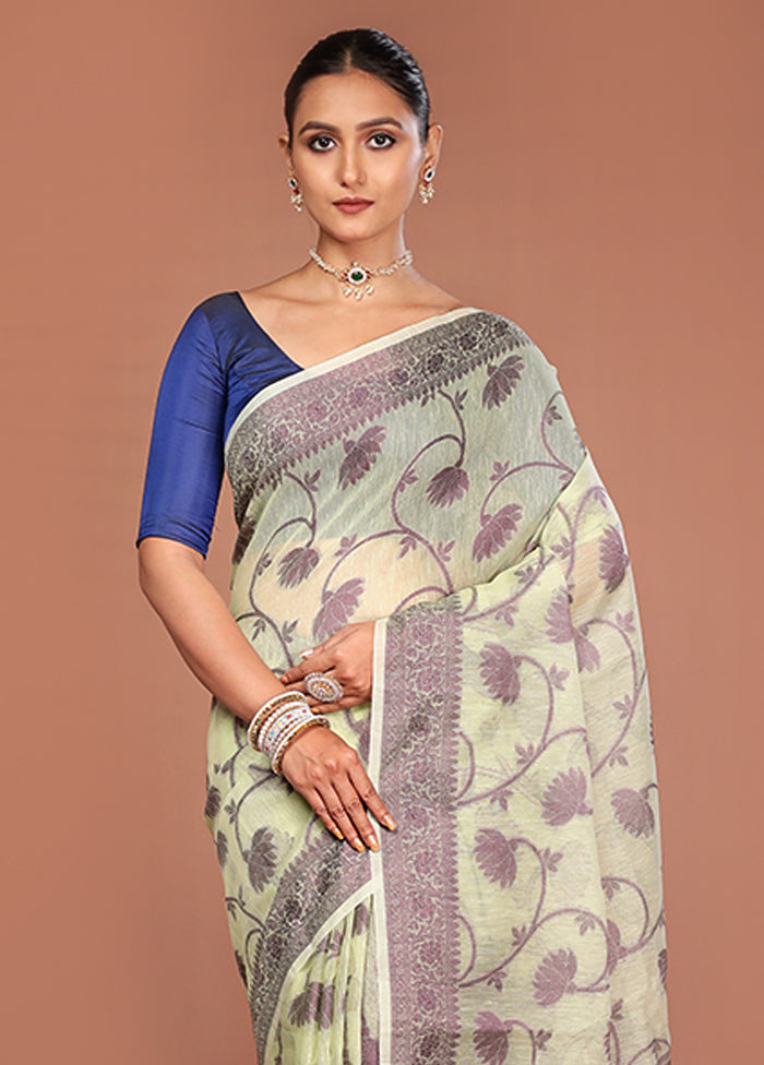 Green Cotton Saree With Blouse Piece