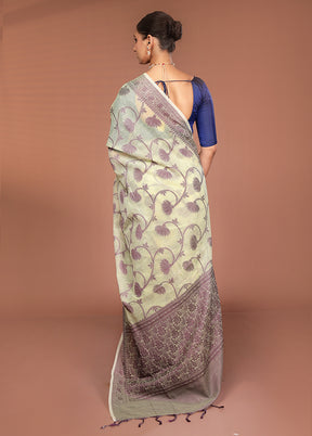 Green Cotton Saree With Blouse Piece