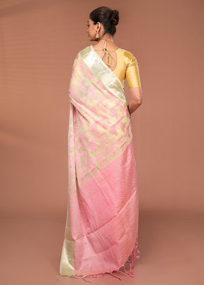 Green Cotton Saree With Blouse Piece