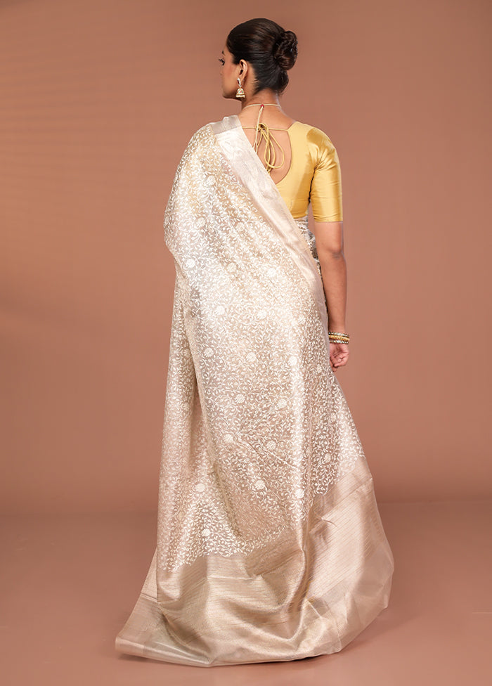 Cream Cotton Saree With Blouse Piece