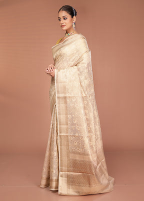 Cream Cotton Saree With Blouse Piece
