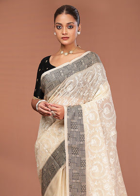 Cream Cotton Saree With Blouse Piece