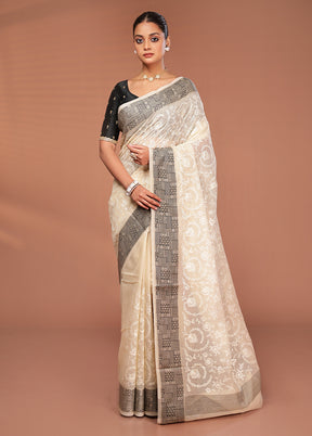 Cream Cotton Saree With Blouse Piece