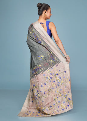 Cream Tussar Silk Saree With Blouse Piece