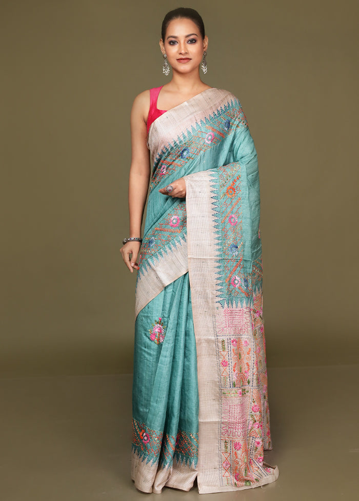 Cream Tussar Silk Saree With Blouse Piece