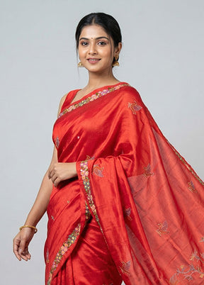 Red Handloom Tussar Pure Silk Saree With Blouse Piece