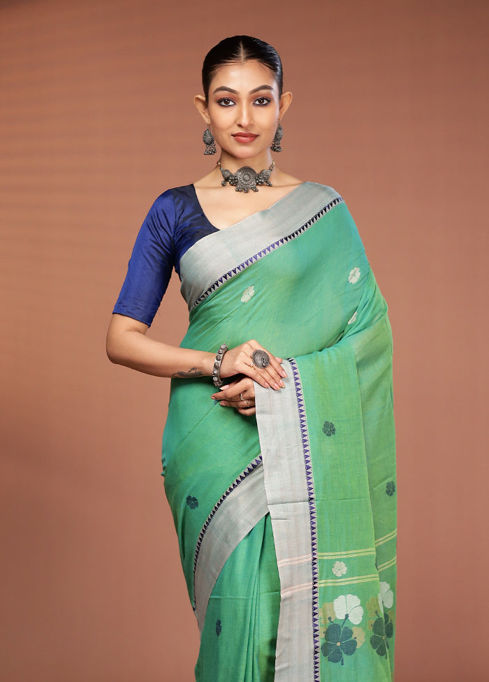 Green Matka Silk Saree With Blouse Piece