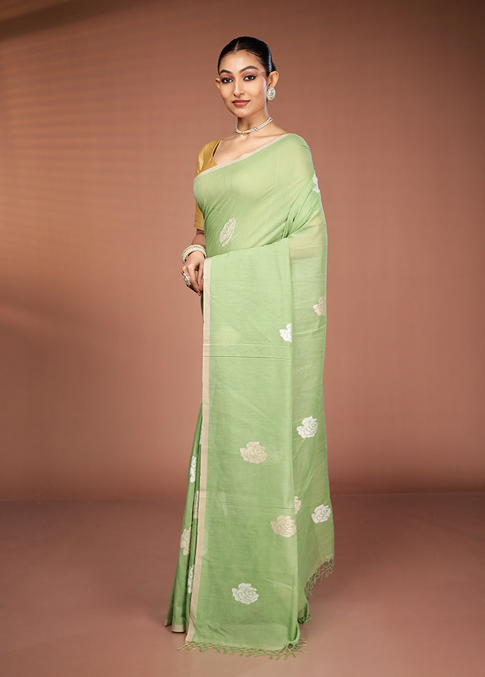 Green Matka Silk Saree With Blouse Piece