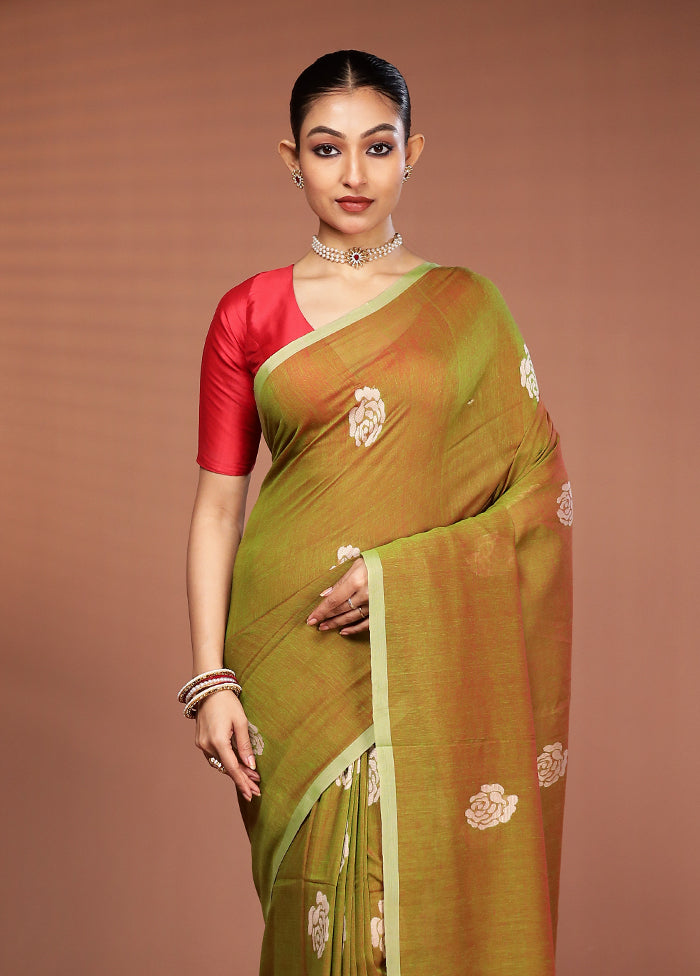 Green Matka Silk Saree With Blouse Piece