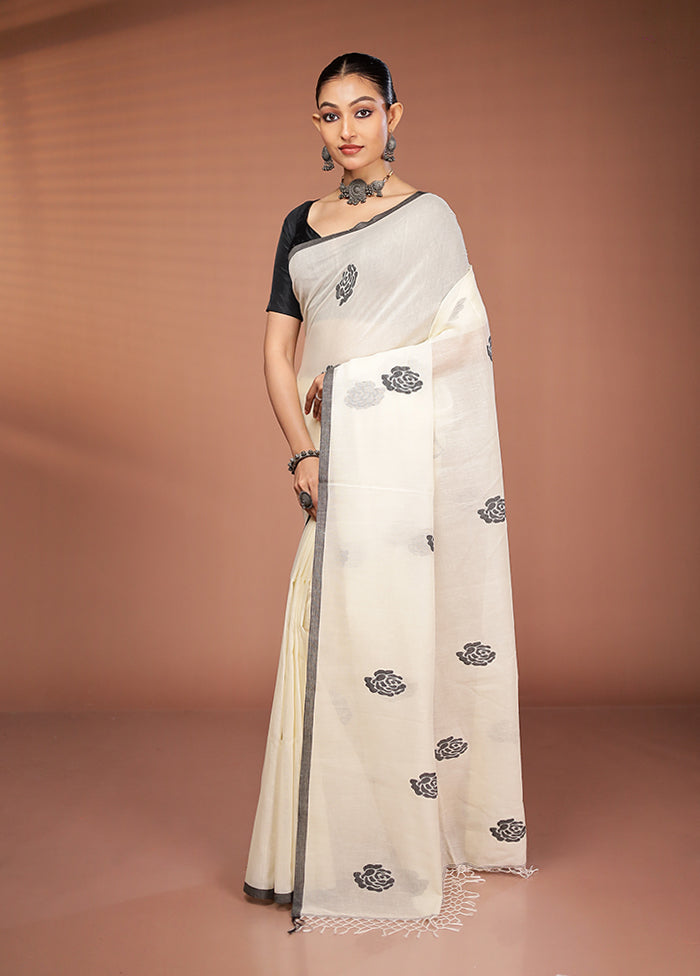 Cream Matka Silk Saree With Blouse Piece