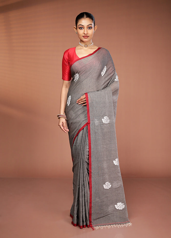 Grey Matka Silk Saree With Blouse Piece