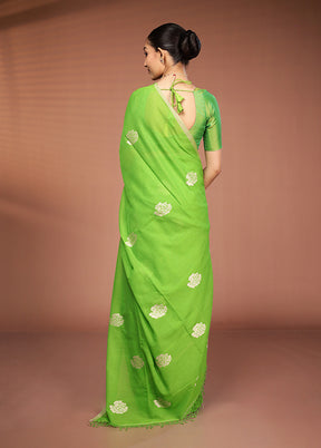 Green Matka Silk Saree With Blouse Piece