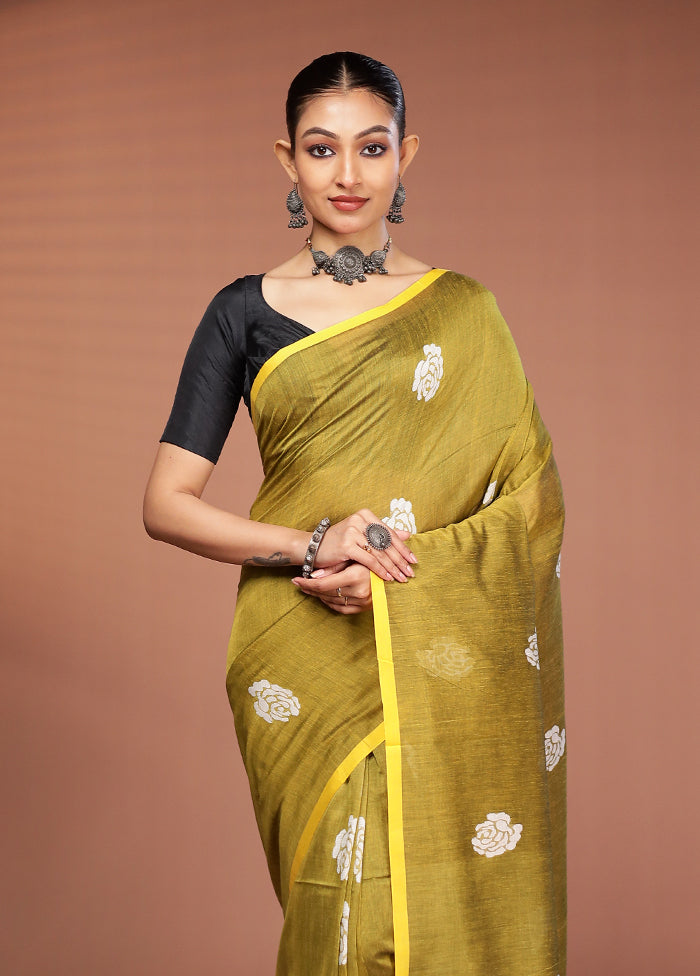 Green Matka Silk Saree With Blouse Piece